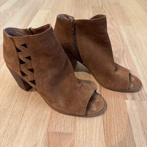 Lucky Brand Kantoah Brown Booties Size 8